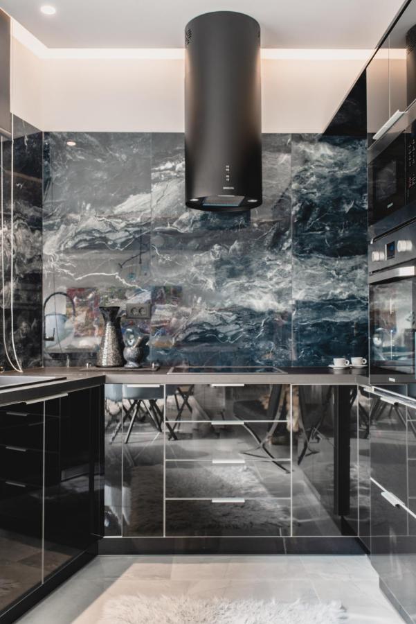 Living Stone Blue Graphite Athens
