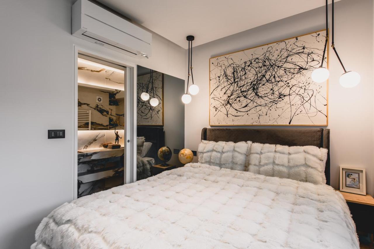 Apartment Living Stone Blue Graphite *